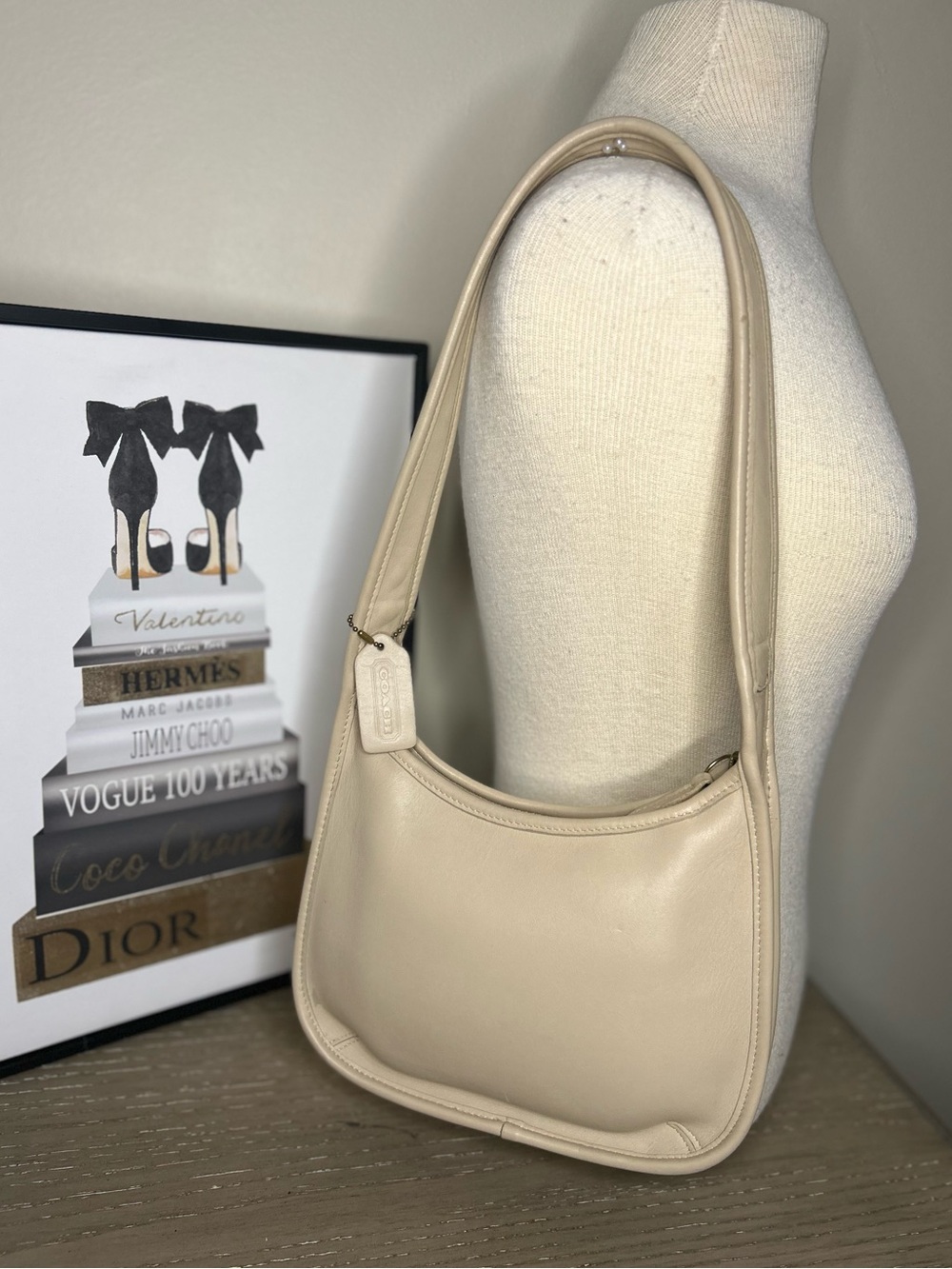 Coach Vintage 9020 Ergo Cream/ Beige Shoulder Bag – Made in USA